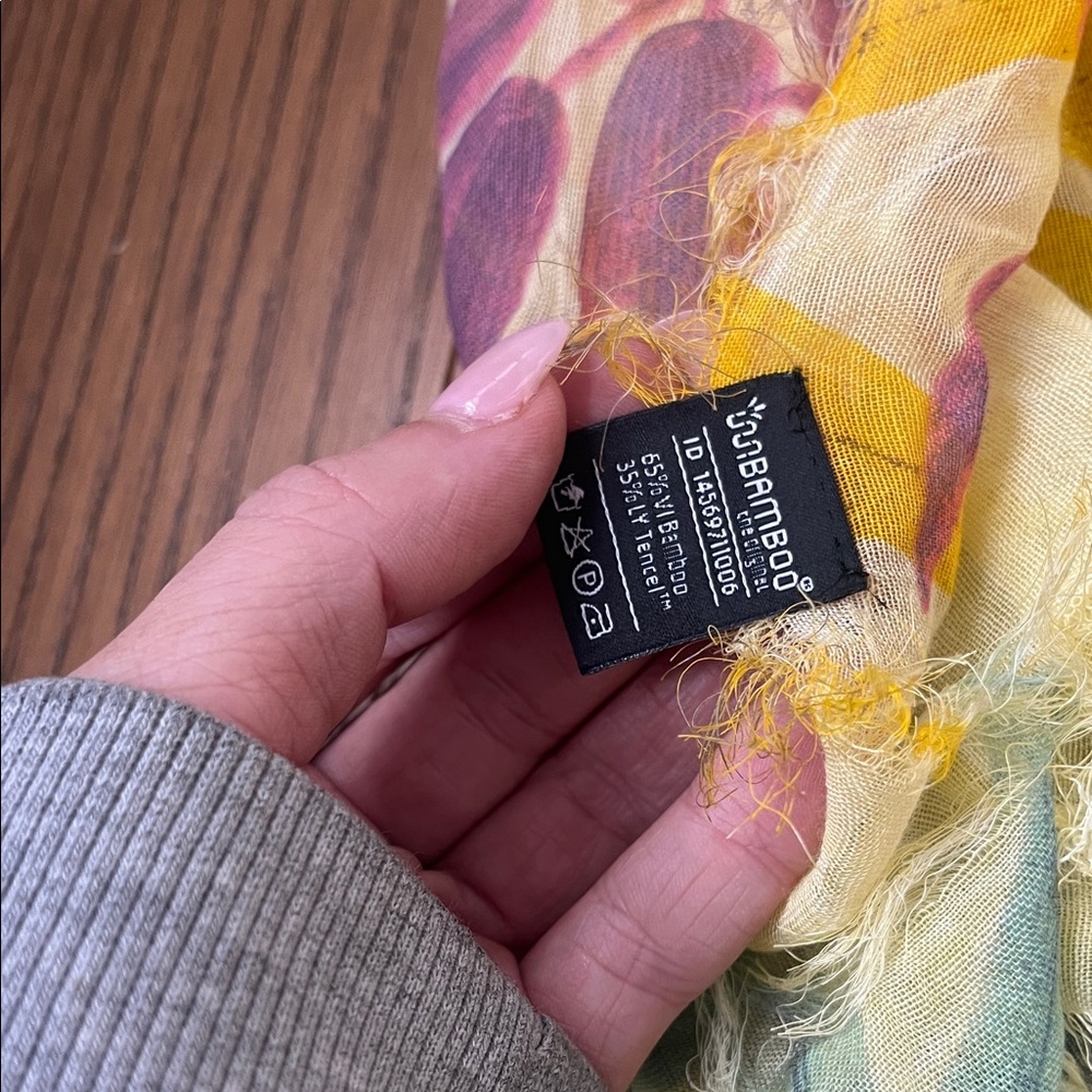 Bamboo Multicolor Leaf Design Scarf - image 3